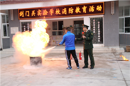 消防演练03.jpg