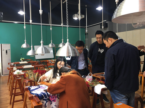 微信图片_20171117152929_副本.jpg