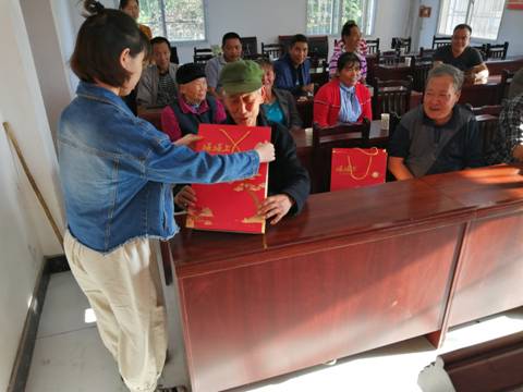 2018100908513607.jpg QQ图片20181009085239.jpg