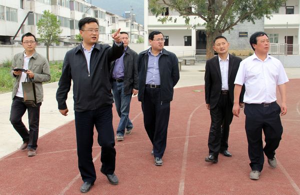 http://www.gyyb.gov.cnuploadfile/20130424/20130424164836874.jpg