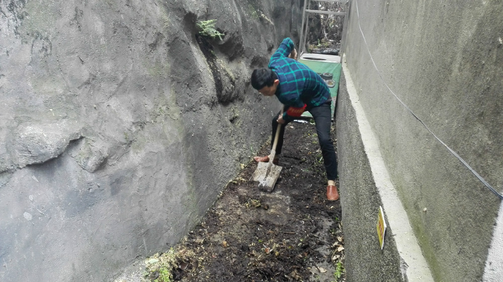 2017051612085707.jpg