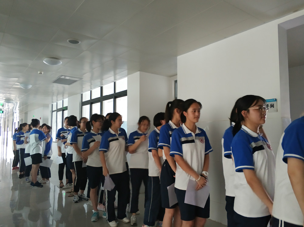 2018062111303201.jpg
